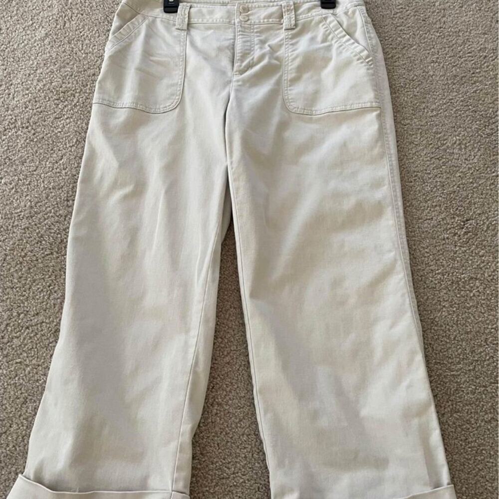Capri pants